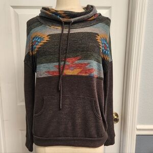 Gray Aztec Patterned Hoodie